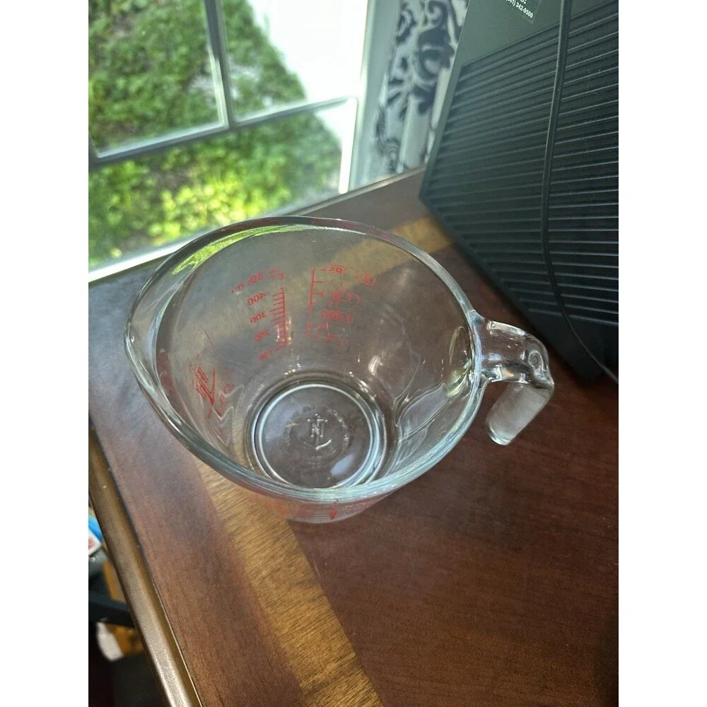 Anchor Hocking 2 Cup Glass Measuring Cup Red Letters Made in USA